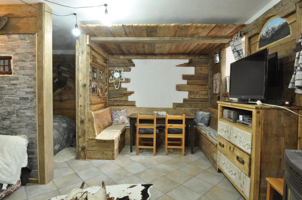 Magnifica Tavernetta Di La Thuile Exteriér fotografie